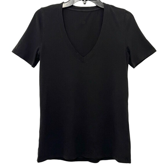 LULULEMON Black Love V-Neck Tee Shirt Short Sleeve Soft Stretch Casual Size 6/8 - Picture 1 of 6